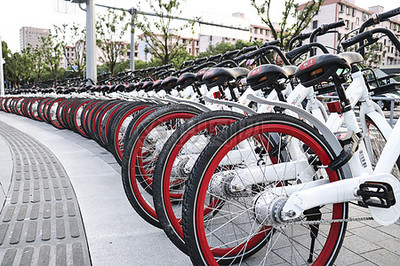 共享單車 城市風(fēng)景線，鏡頭下的流動(dòng)色彩與生活方式